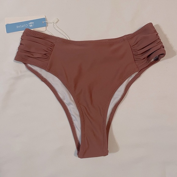 Mauve Ruched Bikini - Picture 4 of 5